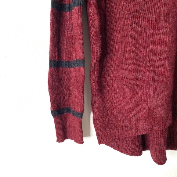AEO Burgundy Navy Stripe Jegging Fit Knit Sweater NWT - Picture 3 of 8